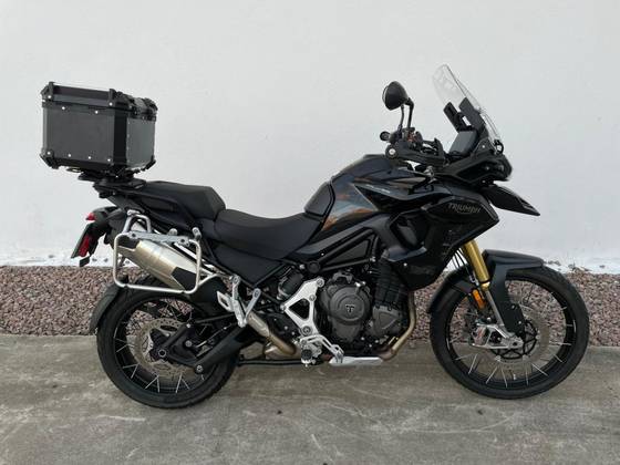 TRIUMPH TIGER 1200 BLACK EDITION 